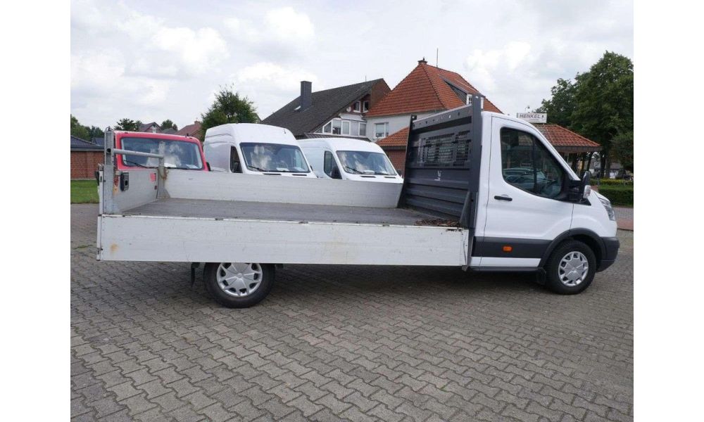 441107