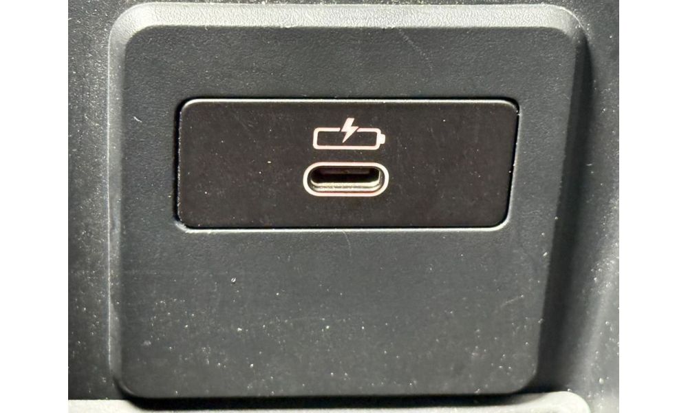 251798