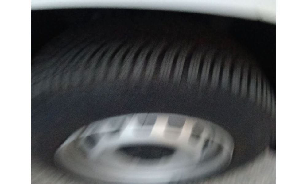 325339