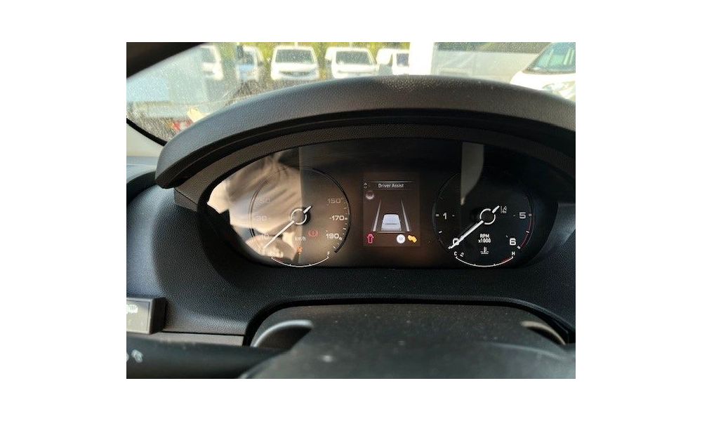 147900