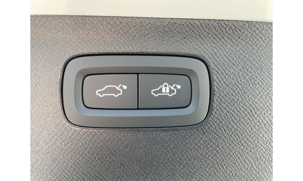 737332