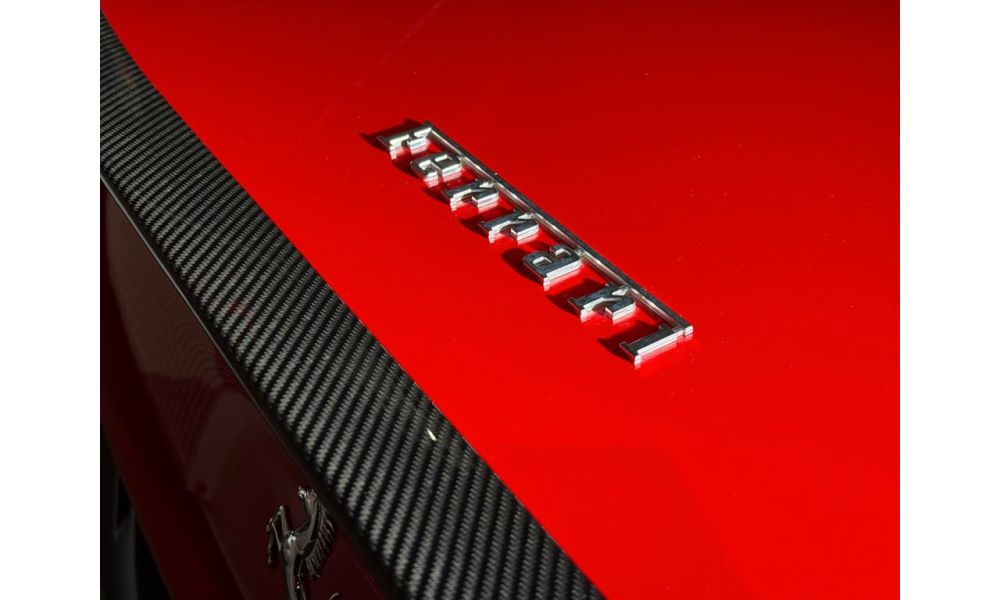 458697