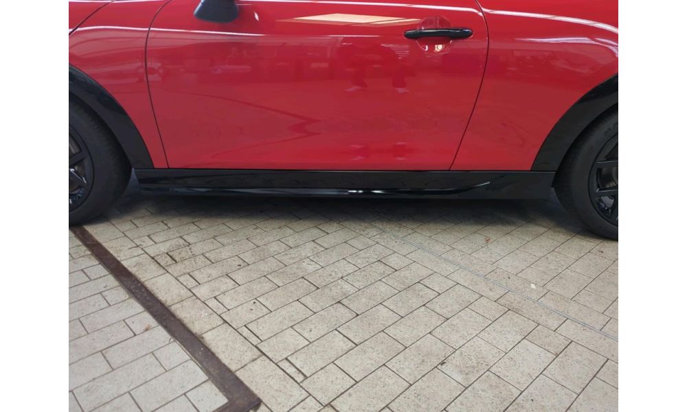 867793