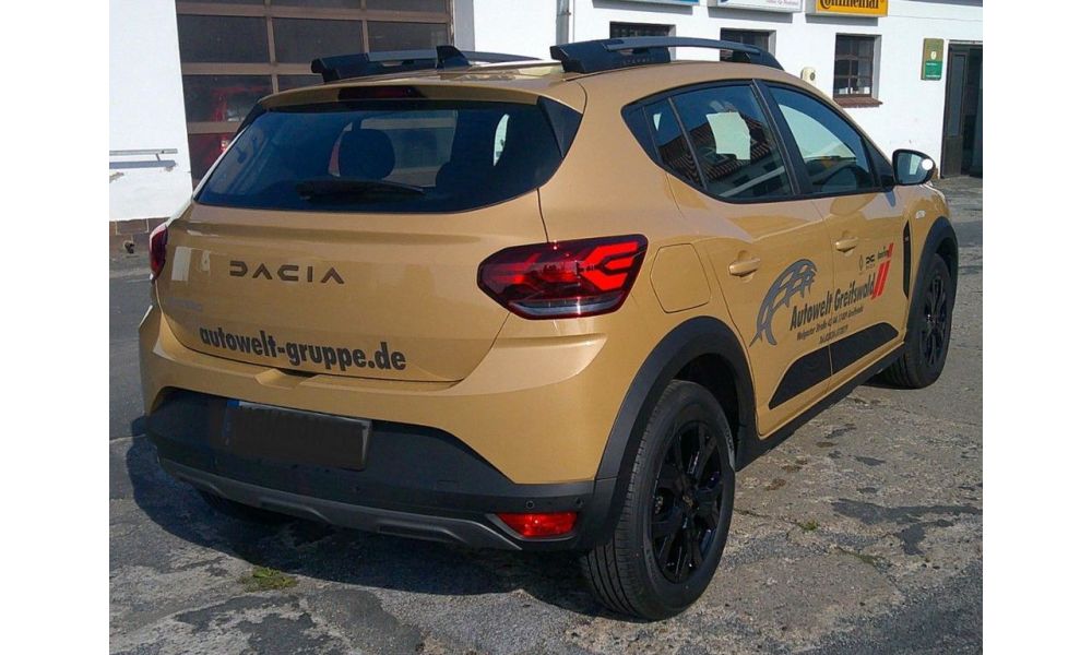 78608