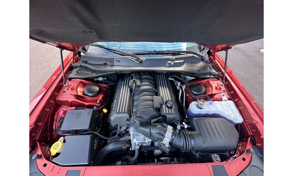 466100