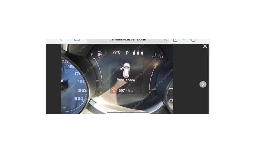 911611
