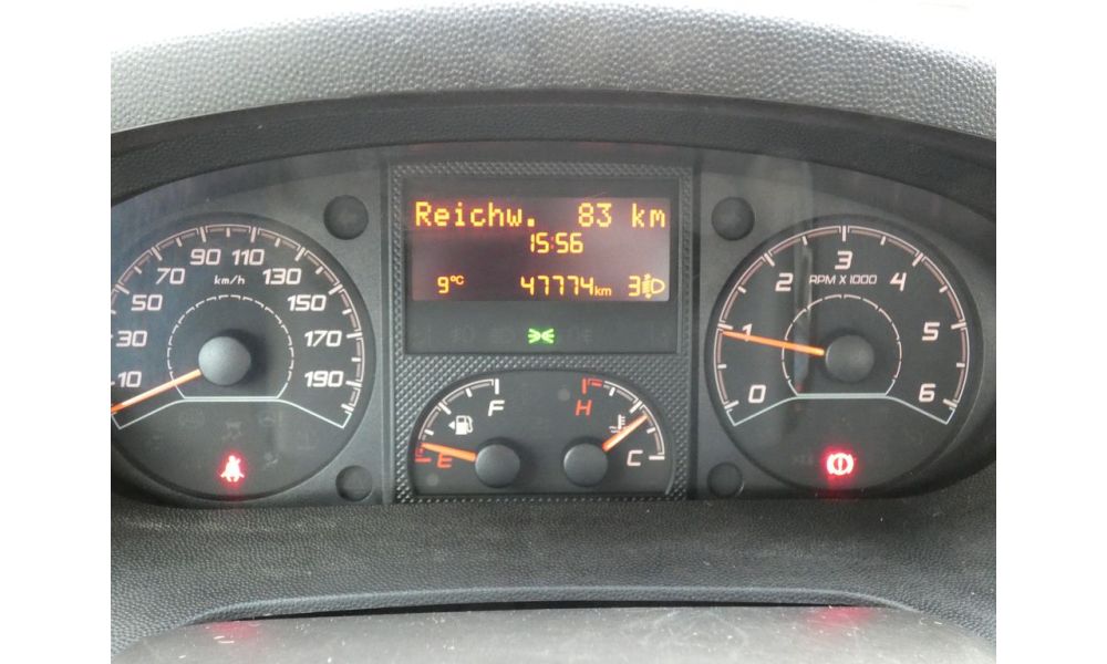 717784