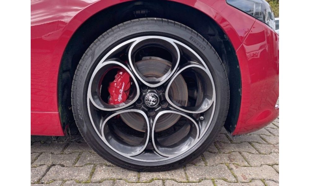 665747