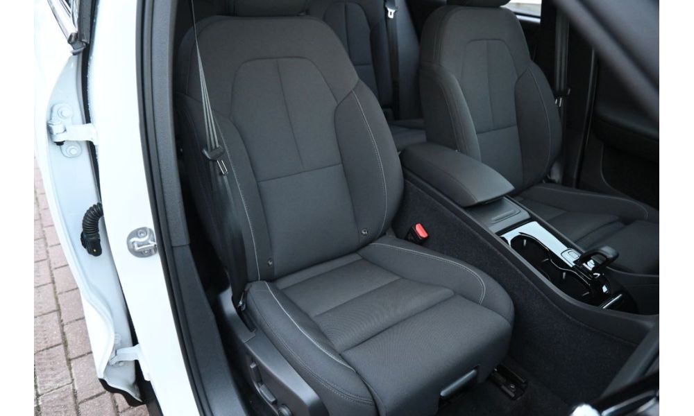 997258