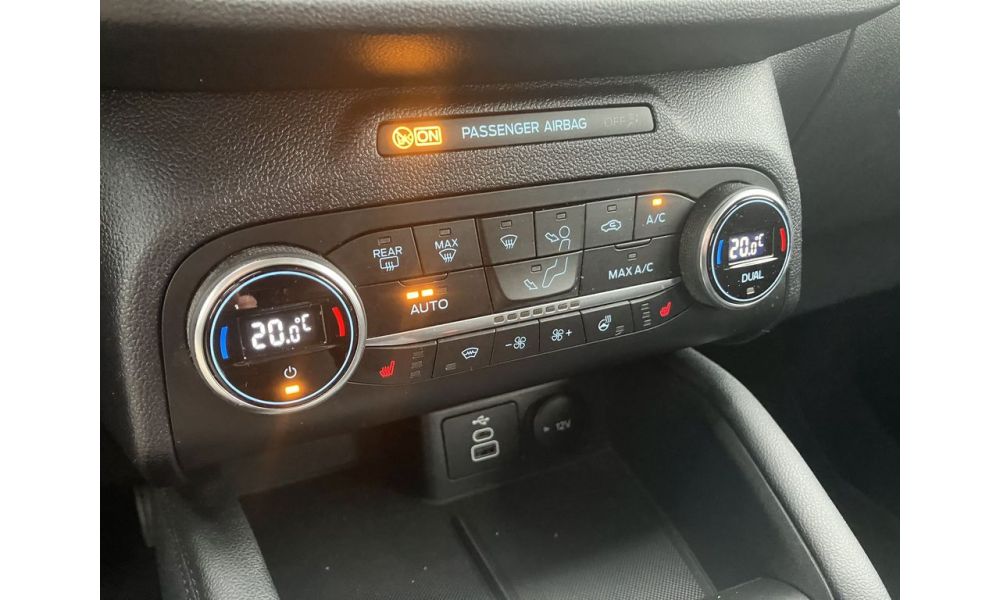 424796