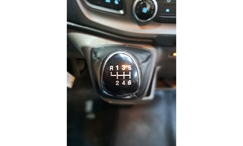 162647