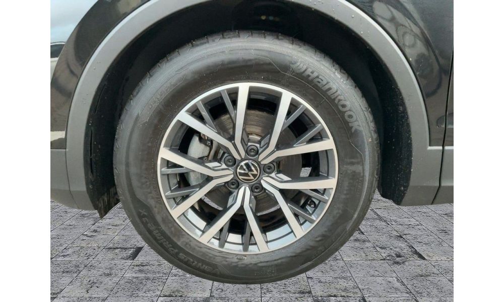 348054