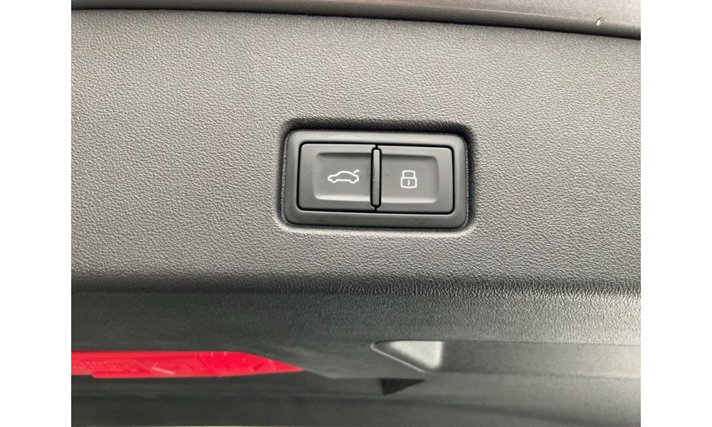 441433