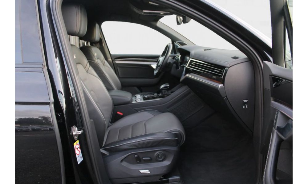 414393