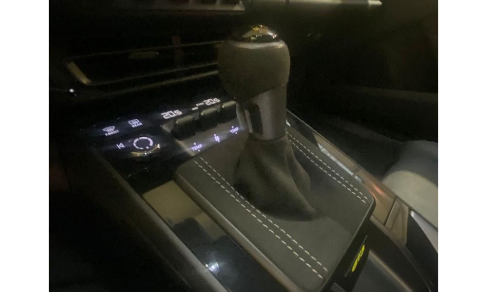 52517