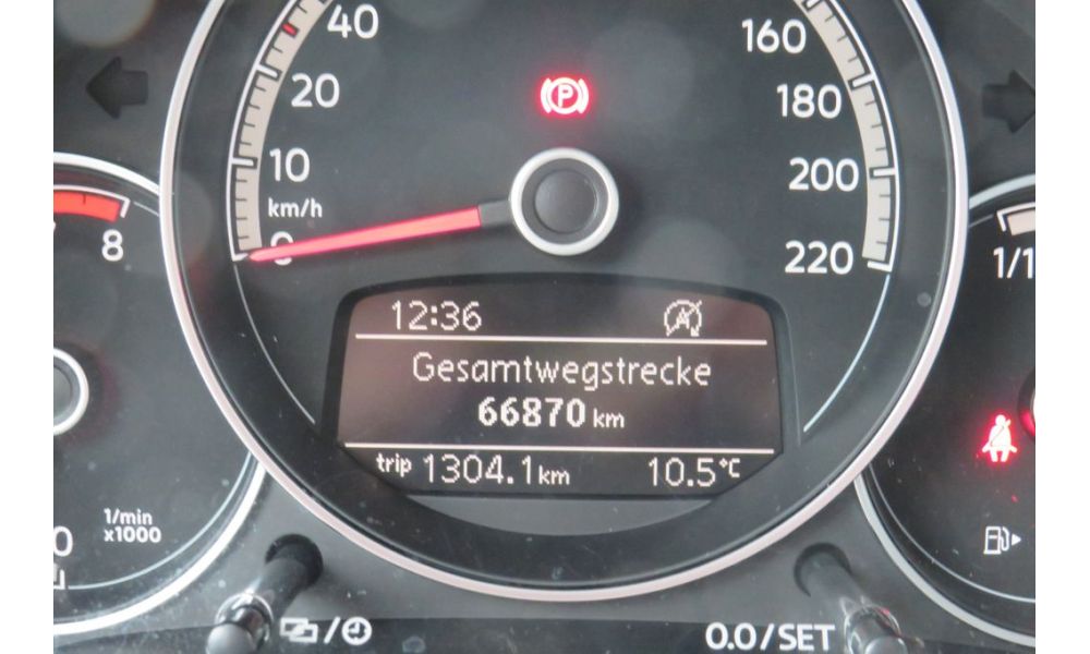 939004