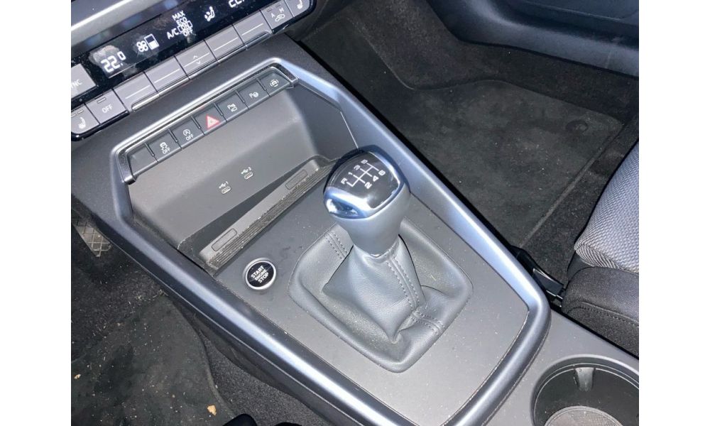 808792