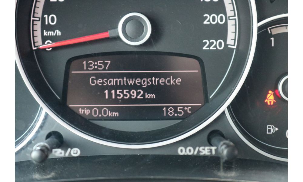 182923
