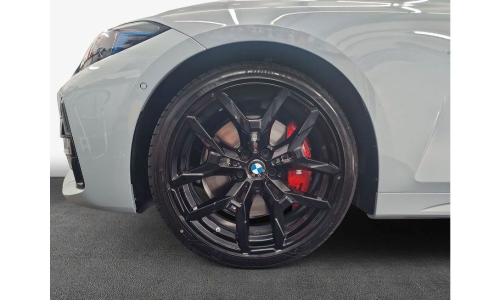 742927