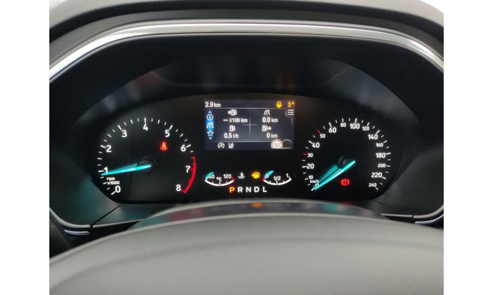 305891