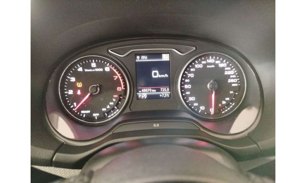 684158