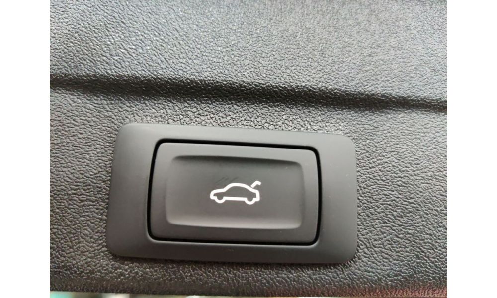 575338