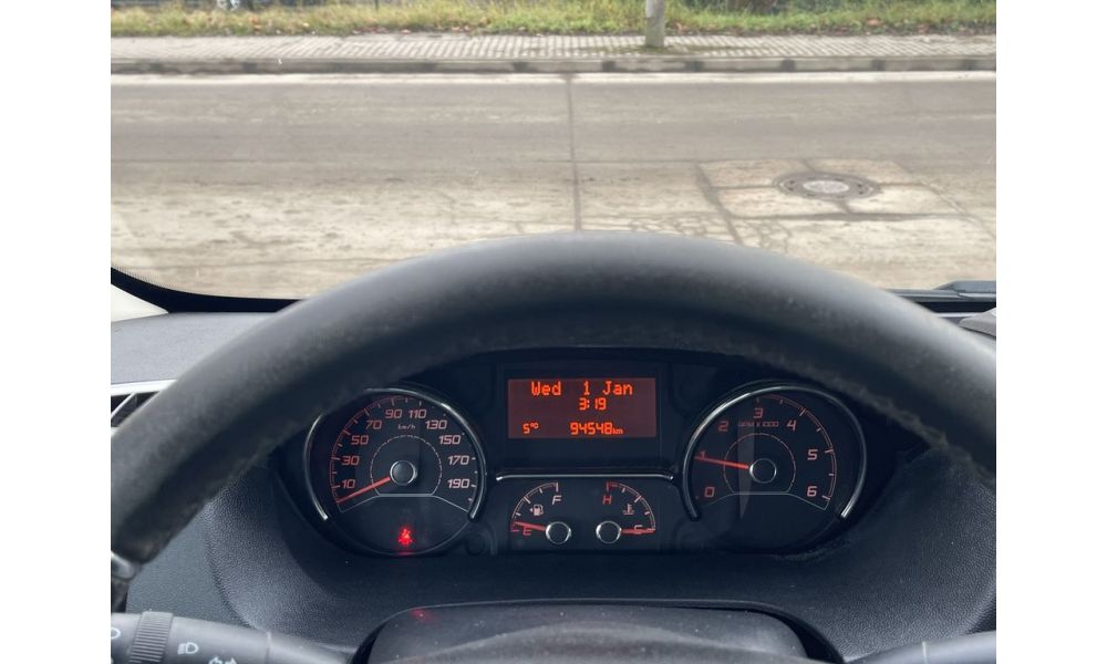 812748