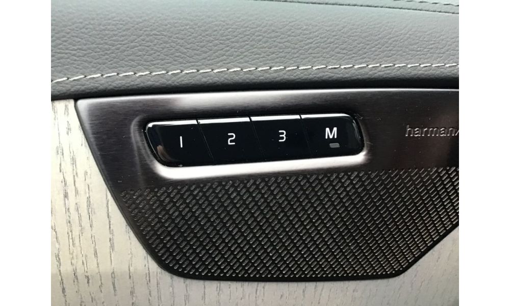 677600