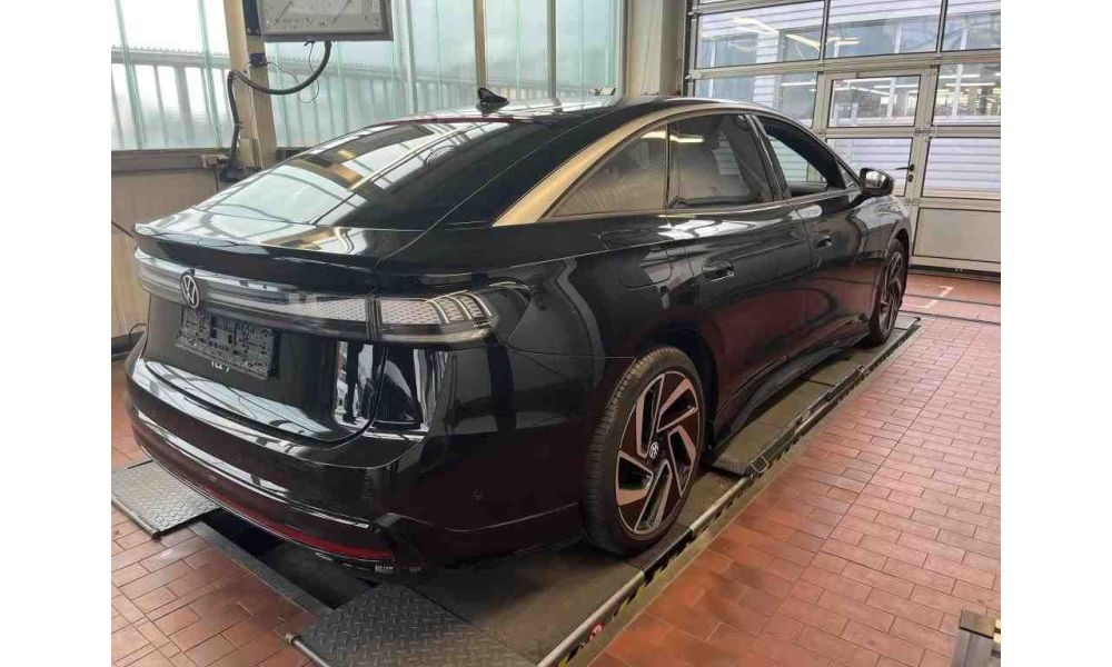 924251