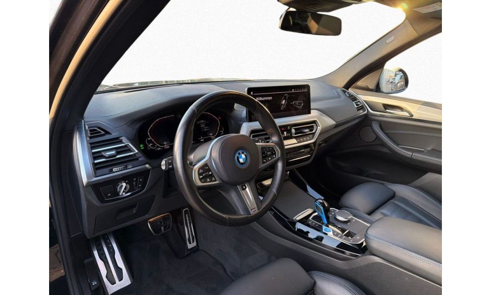 887719