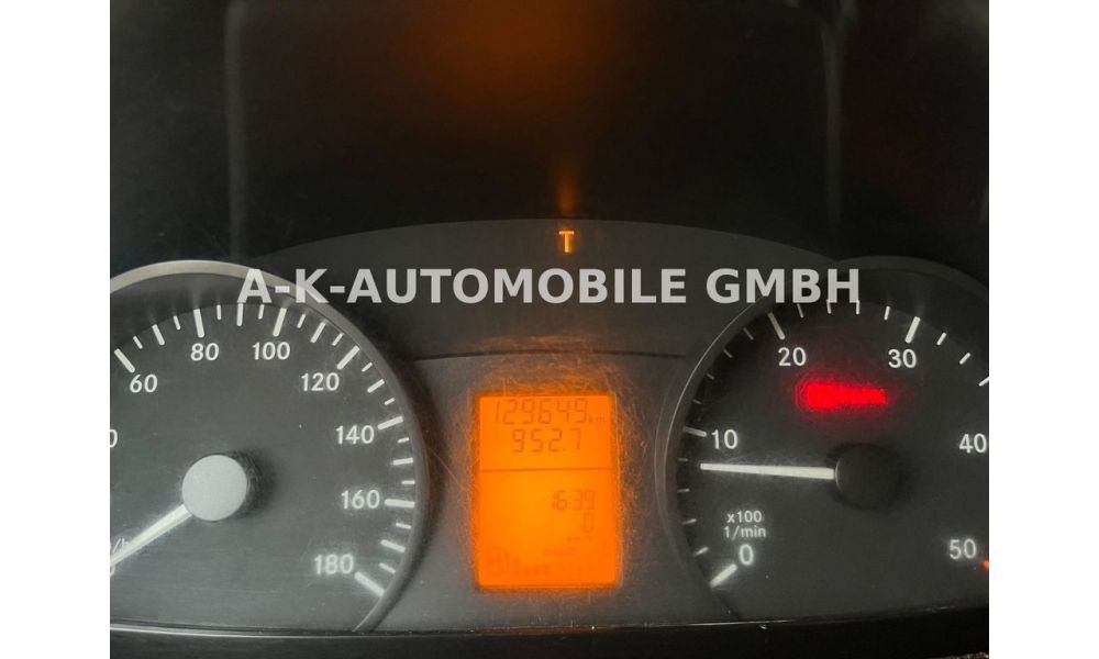 841753