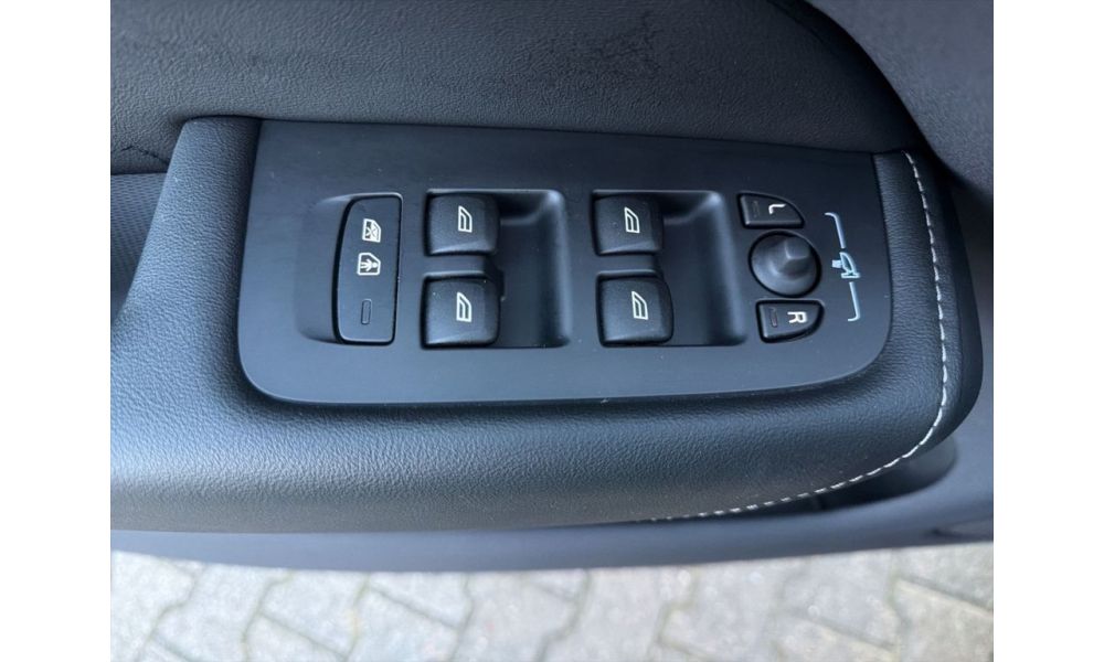 778735