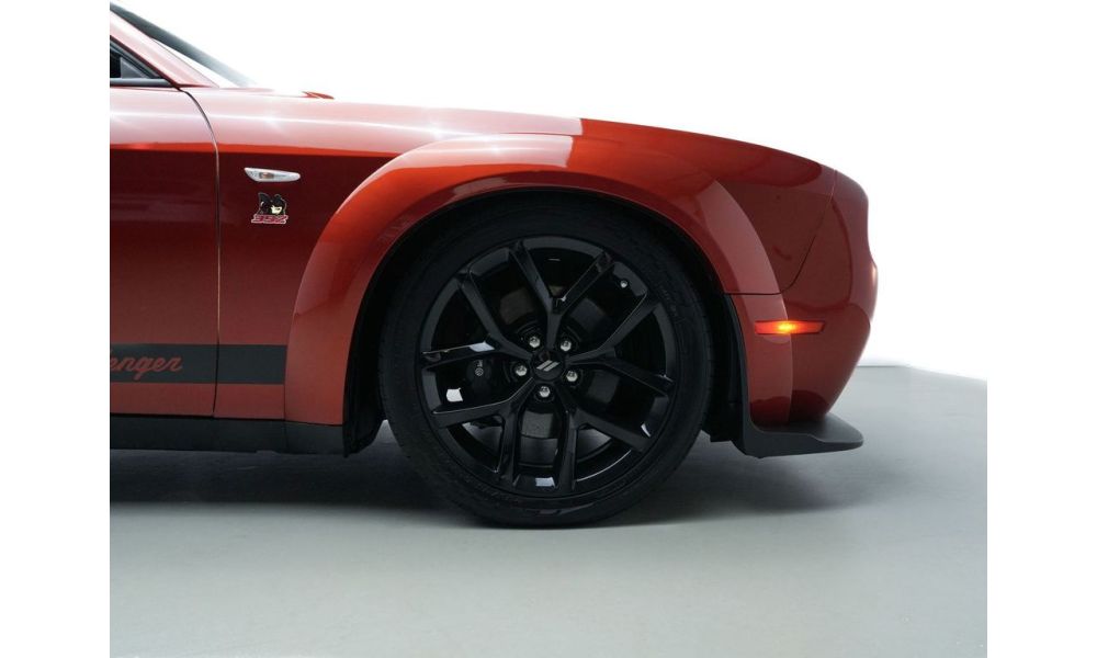 133561