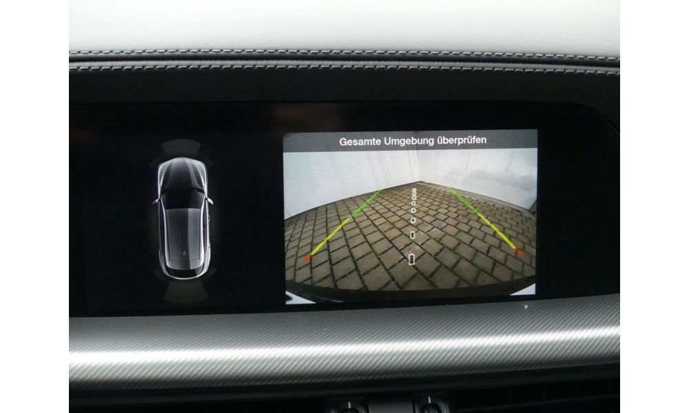 368124