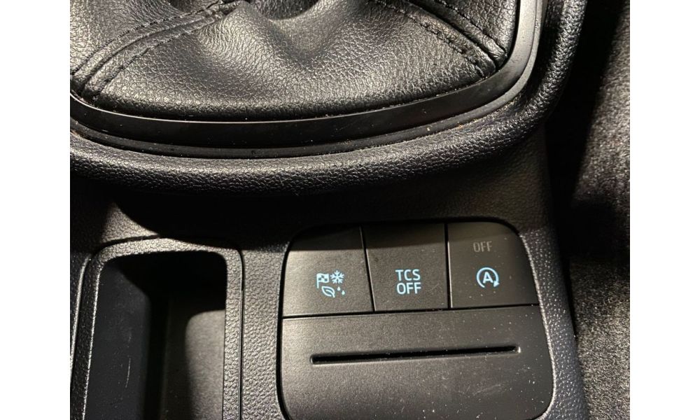 221383