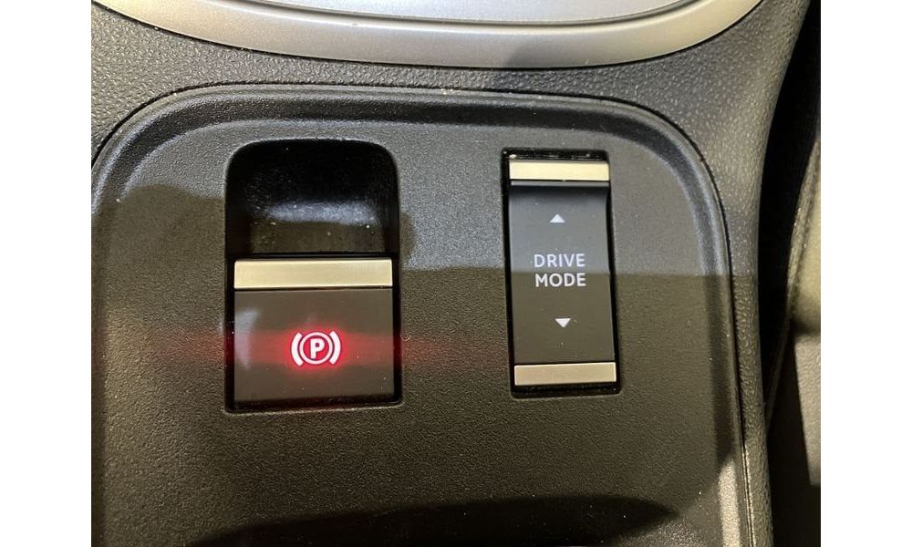 573729