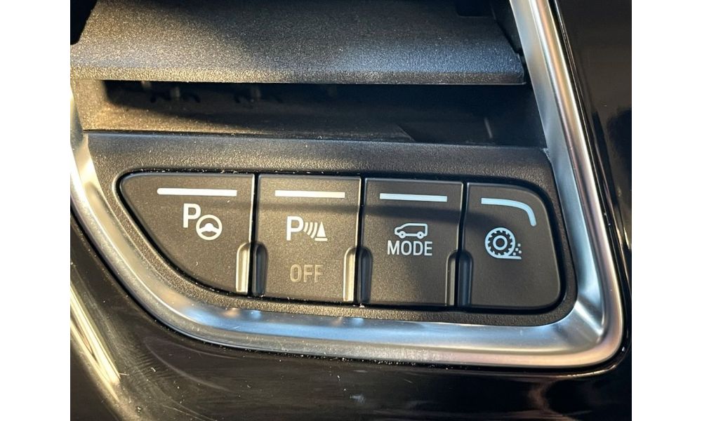 568090