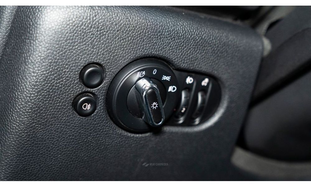 688361