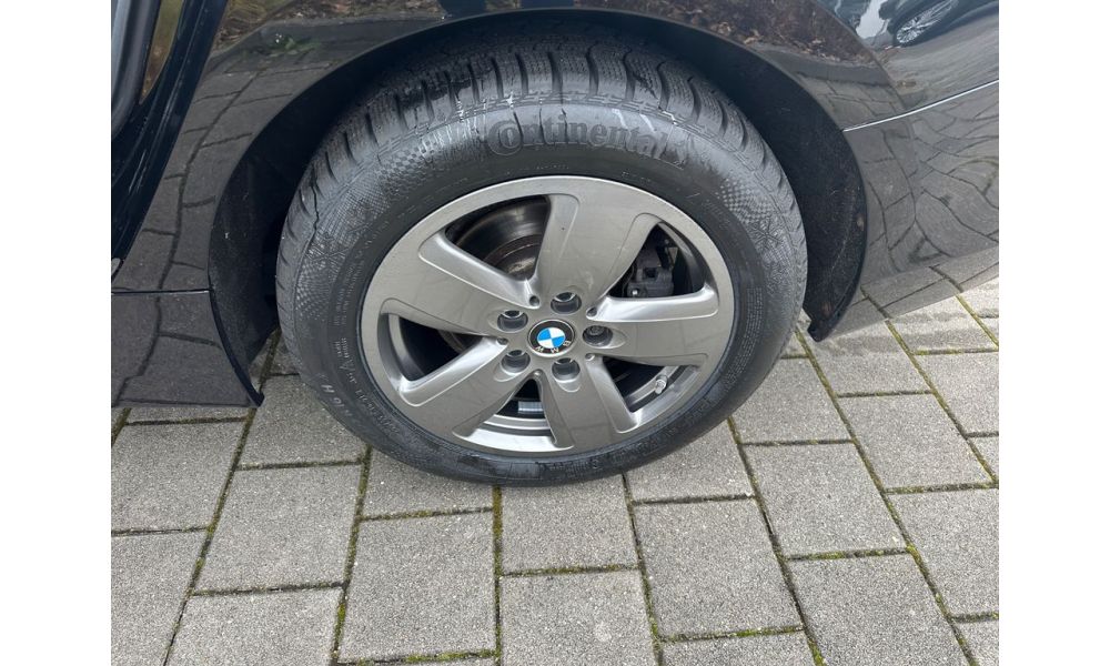 458276