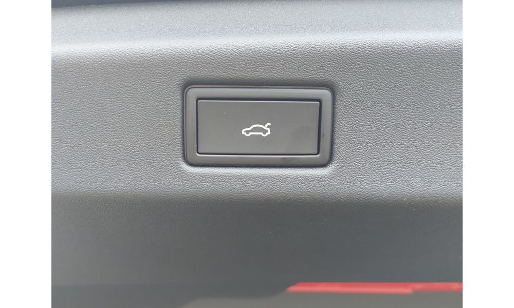 543486