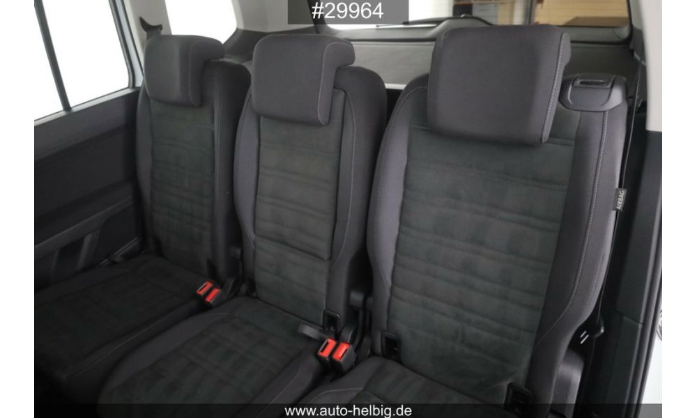 576417