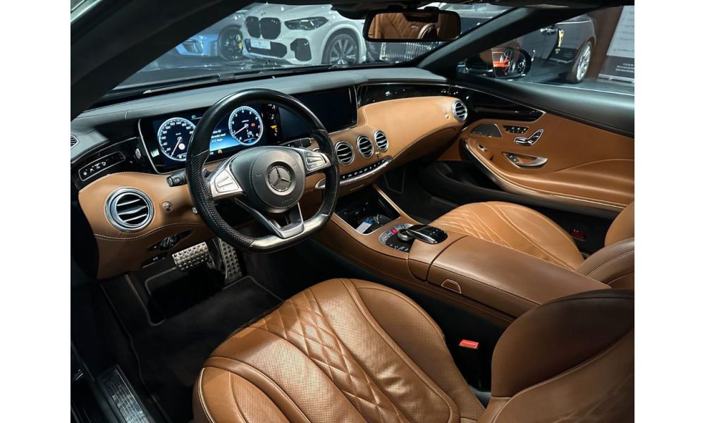 922746
