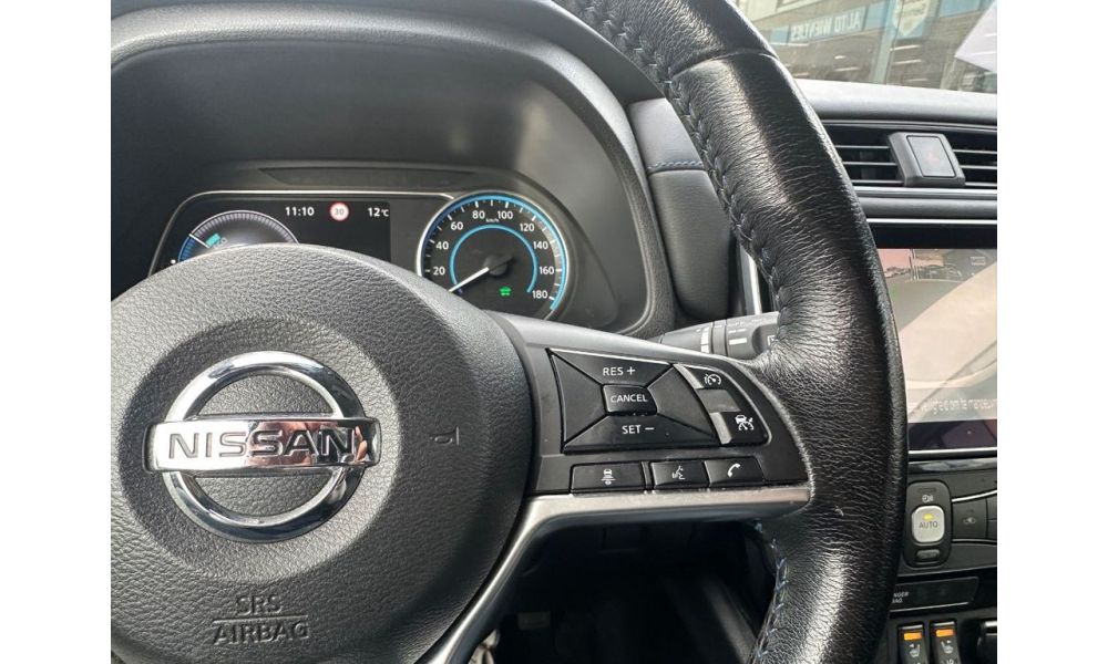 299910