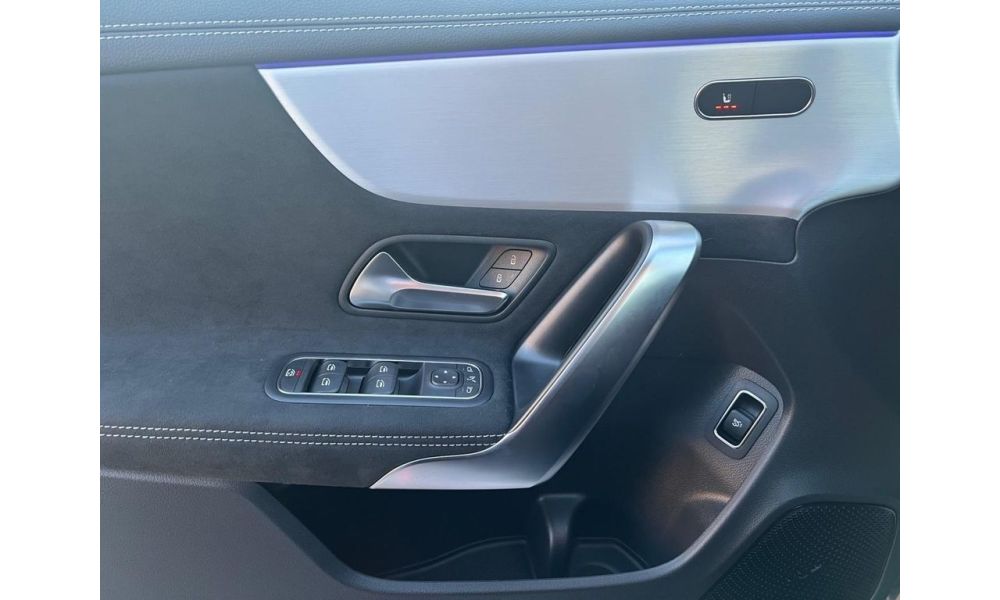 792158
