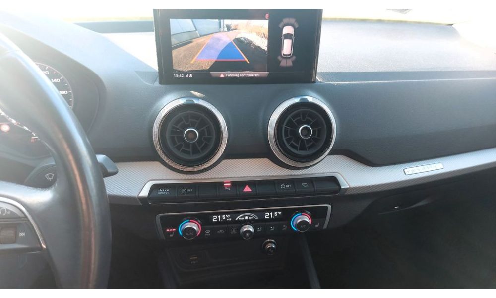 3911