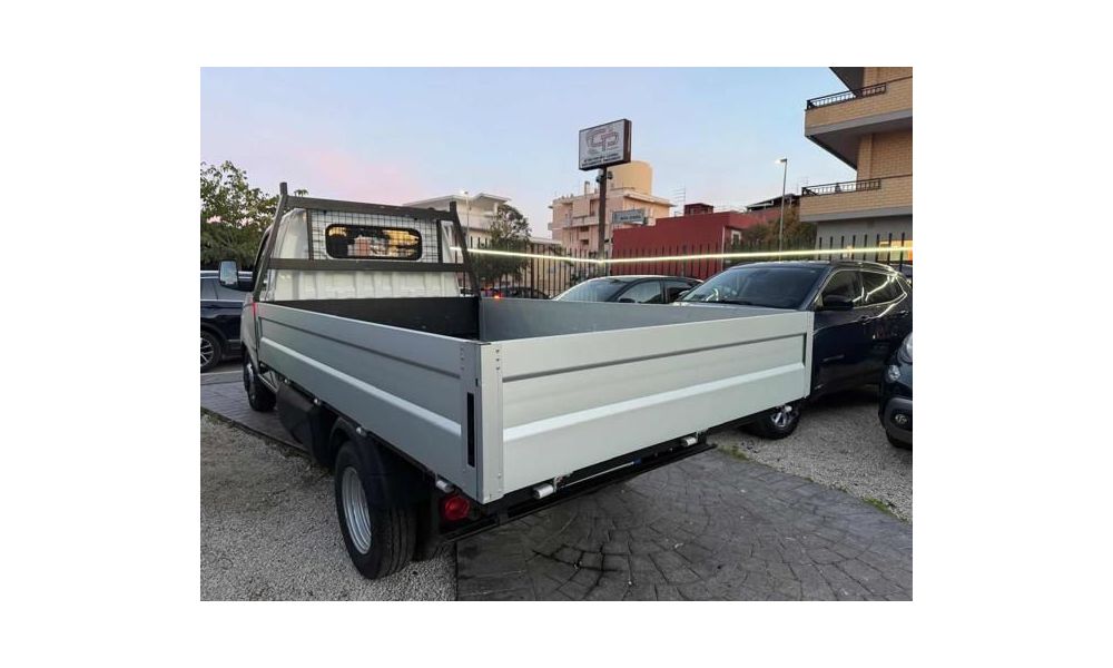 225670
