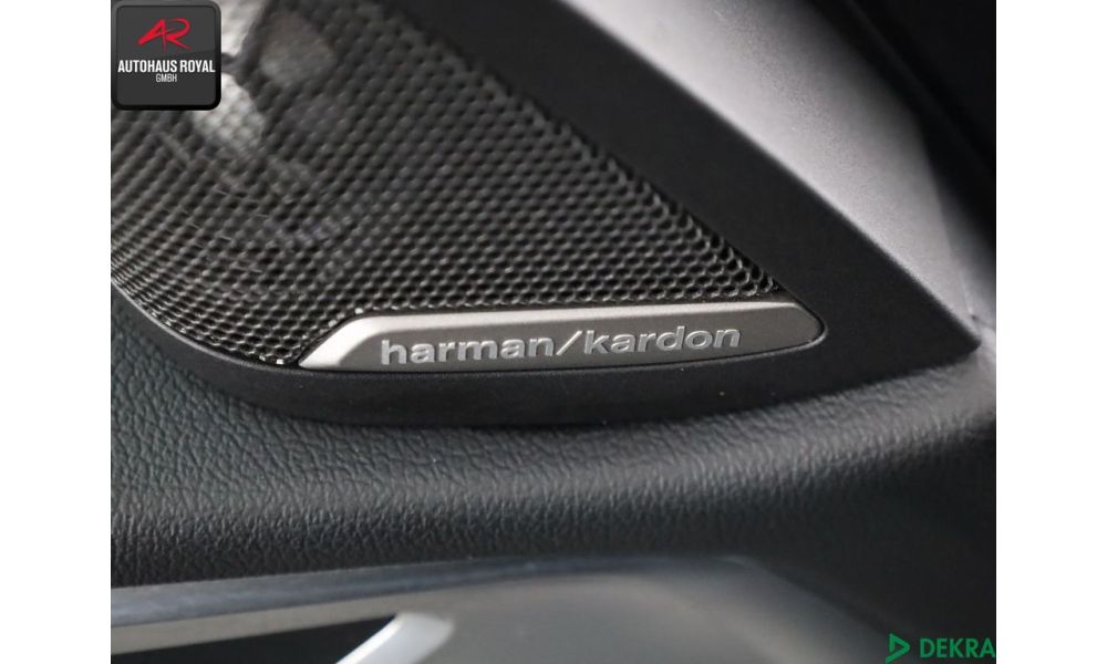 300042