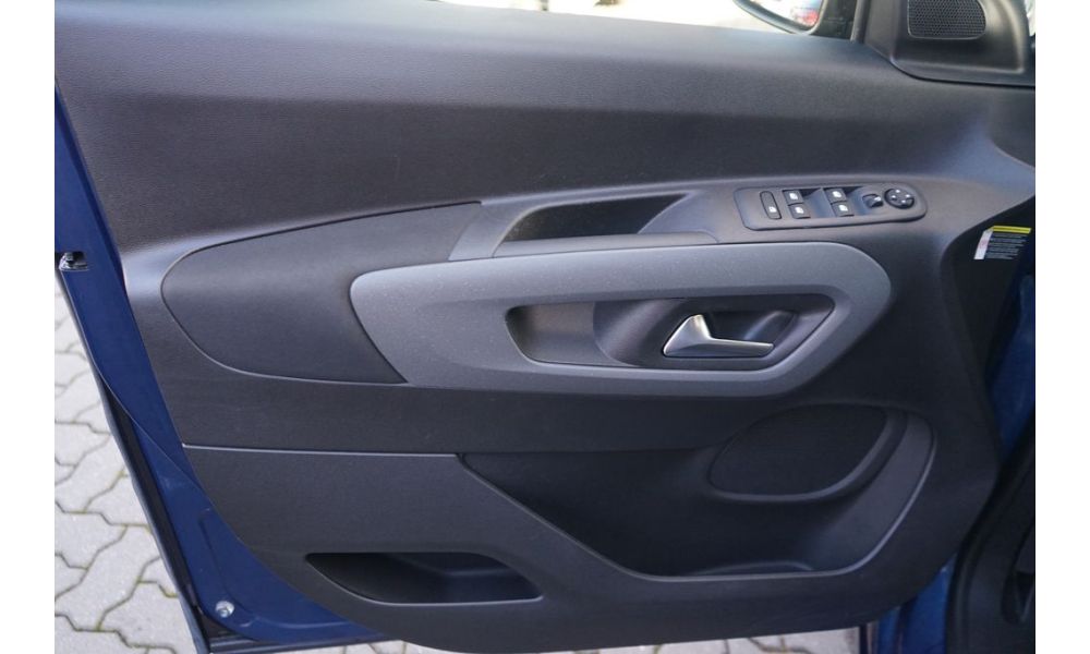 246018