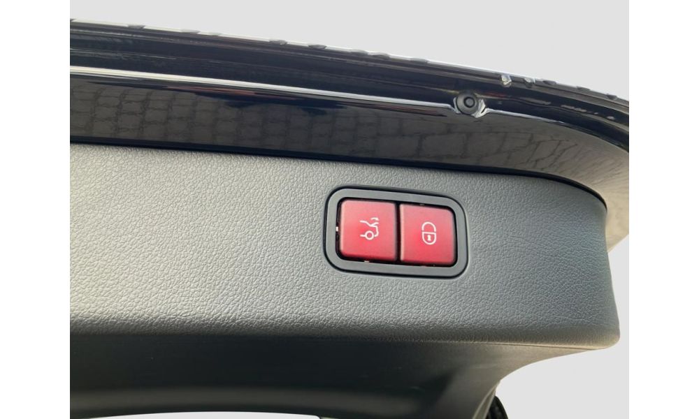 400847