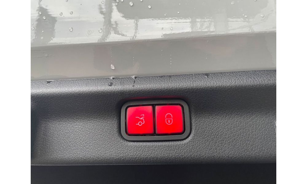 576587
